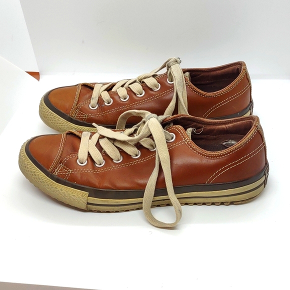 Converse Brown Leather low tops men's size 8 or women's size 10. - Picture 3 of 8